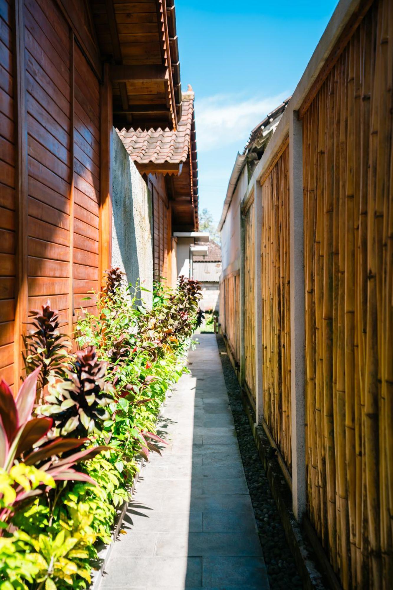 Ngesil Private Joglo & Pool Hotel Ubud Exterior foto